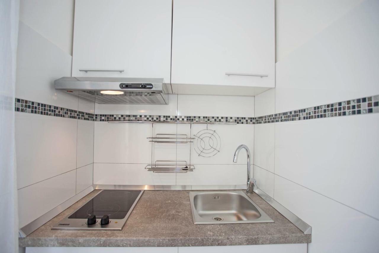 Apartments Tin Ровінь Екстер'єр фото